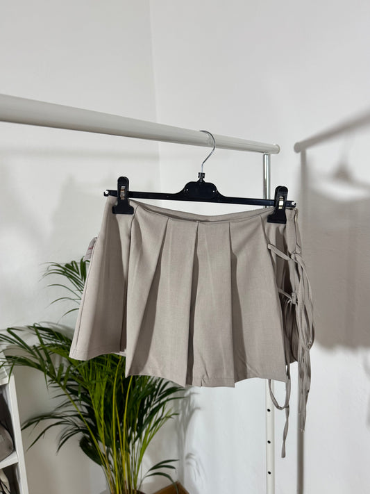 Gonna pantalone lacci