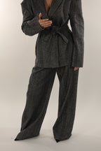 Pantaloni grigi
