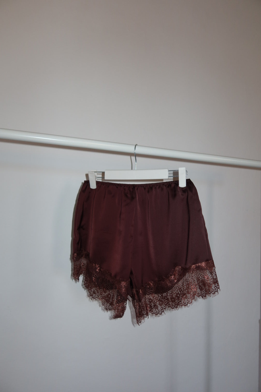 Pantaloncini satin e pizzo