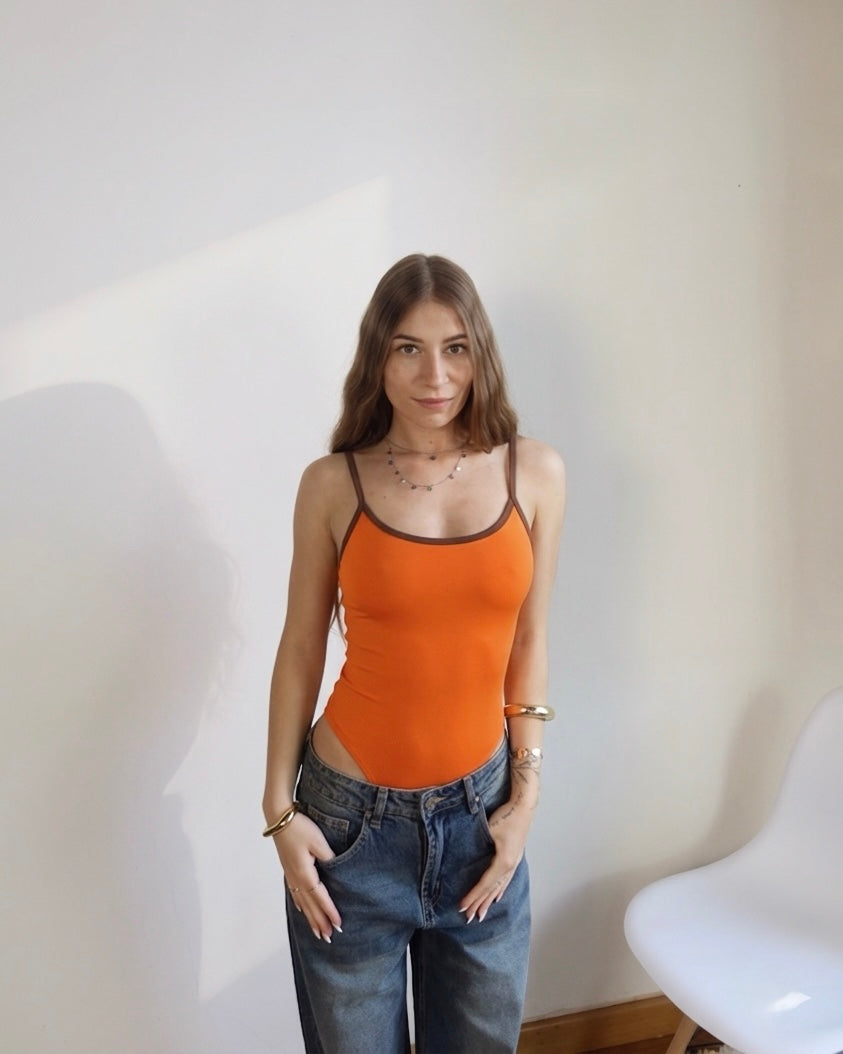 Body bicolor